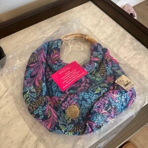 Lilly Pulitzer Bamboo Handle Aegean Navy Calypso Print Bag